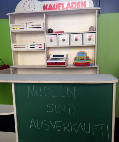 Nur Snacks als Renovierungsstärkung - Nudeln sind ausverkauft